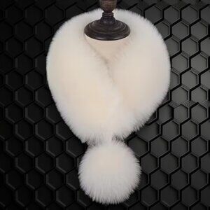 White Faux Fur Scarf Collar With Pom Pom – Elegant Winter Wrap for Women